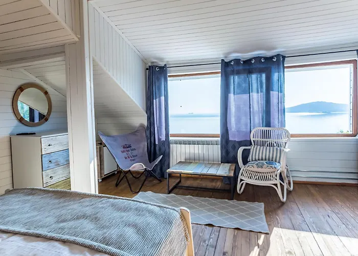 St Anastasia Hotell *