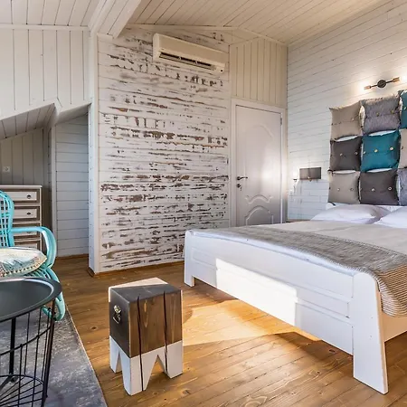 St Anastasia Hotel *