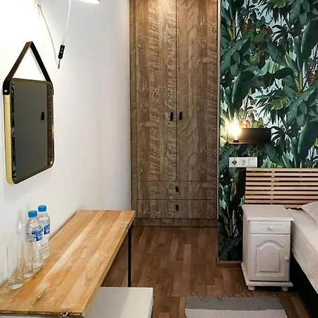 St Anastasia 부르가스